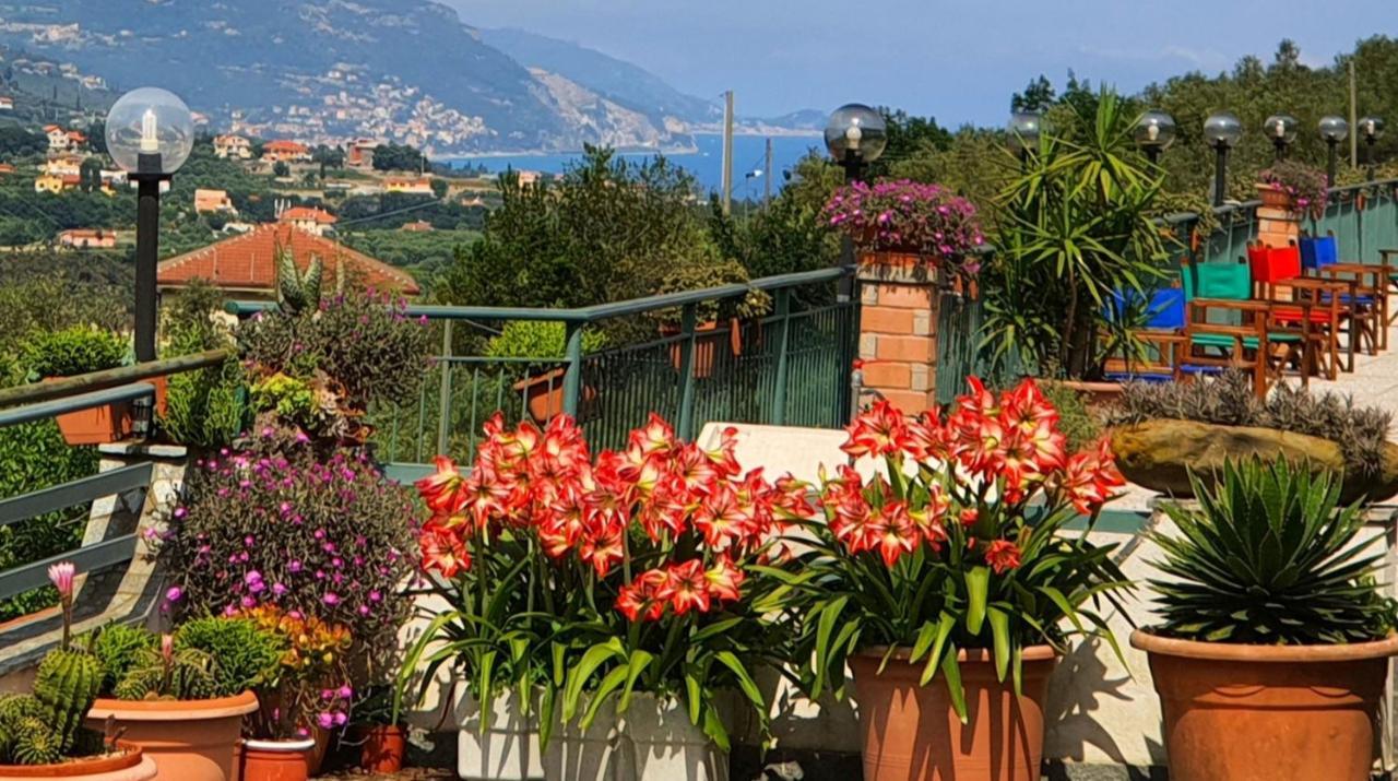 Agriturismo Monte Acuto - Natura, Mare & Relax In Piscina Toirano Kültér fotó