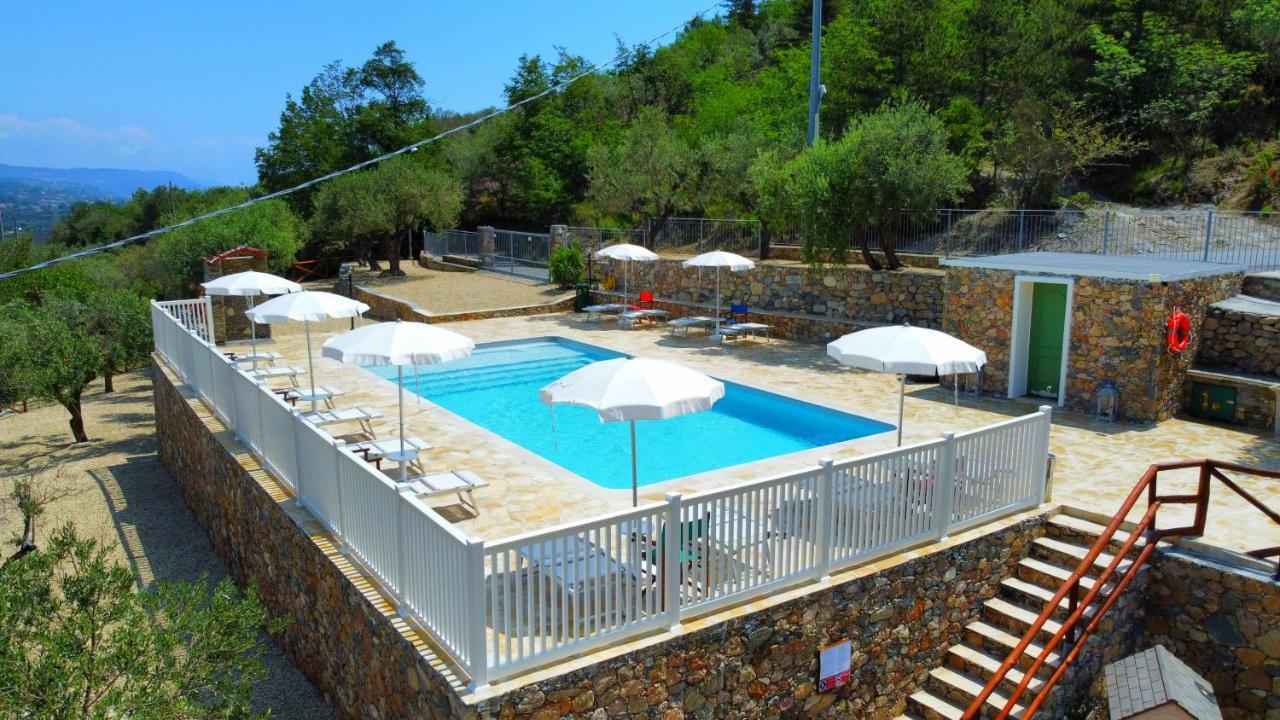 Agriturismo Monte Acuto - Natura, Mare & Relax In Piscina Toirano Kültér fotó